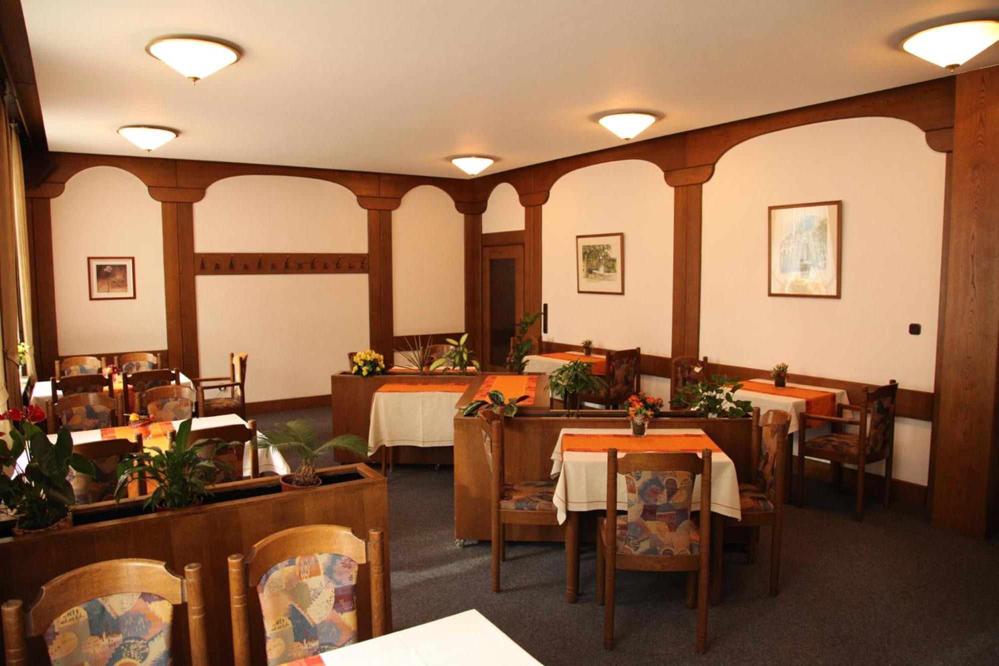 Ackfeld Hotel-Restaurant 부렌 외부 사진